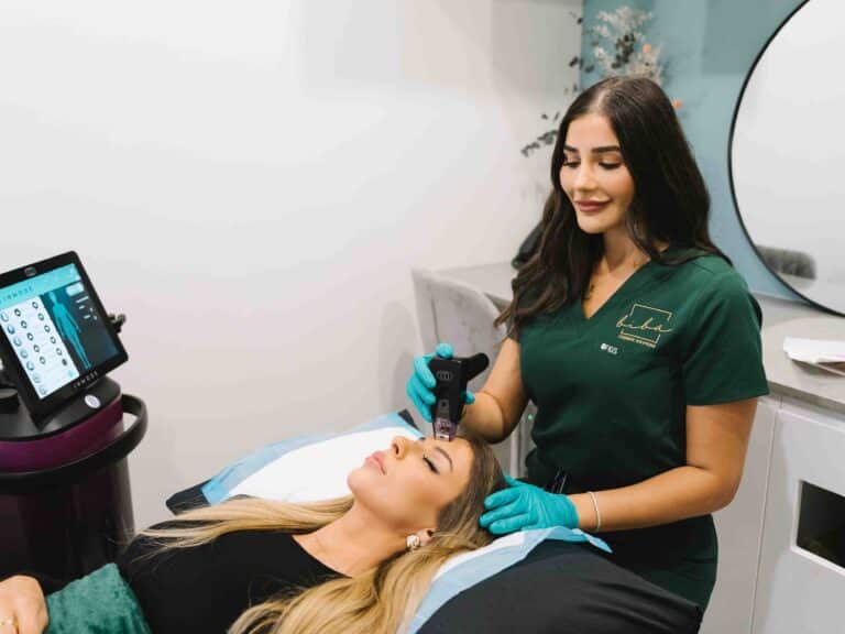 Hydrafacial procedure being performed at a skin clinic in Parramatta to deeply cleanse and hydrate the skin.